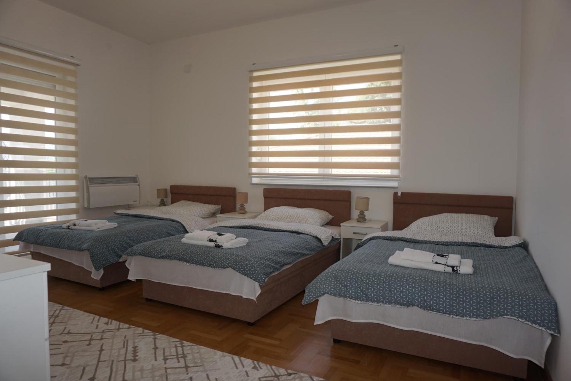 Villa 6 *
